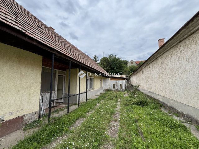 Eladó családi ház, Leányváron 34.9 M Ft, 5 szobás