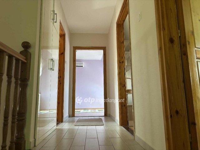 Eladó sorház, Hajdúszoboszlón 103.9 M Ft, 3+2 szobás