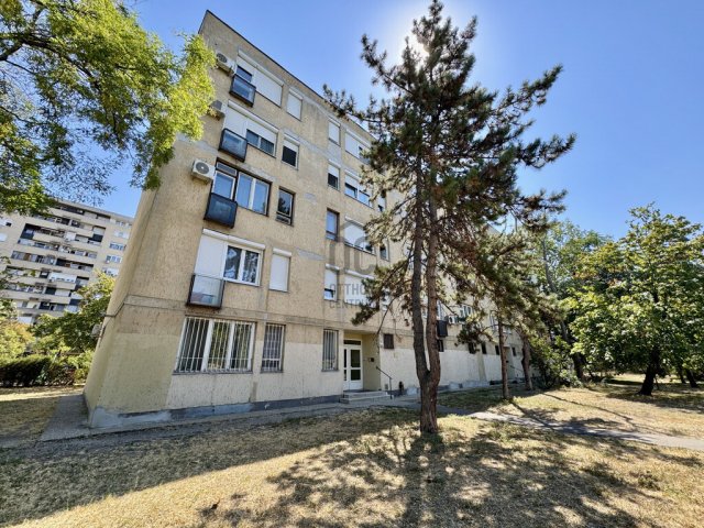 Eladó téglalakás, Budapesten, XIV. kerületben 64 M Ft, 2 szobás