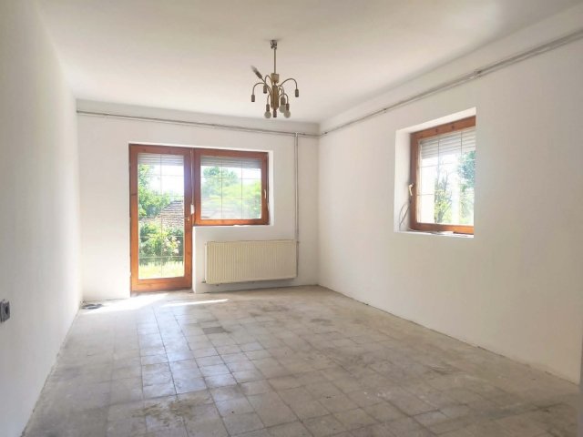 Eladó családi ház, Esztergályhorvátiban 39.9 M Ft, 2+2 szobás