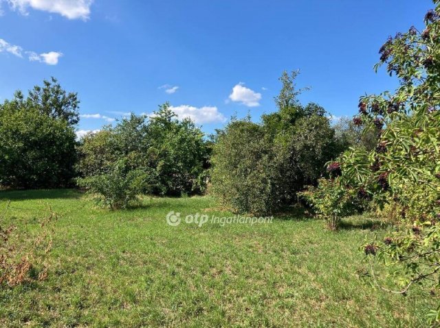 Eladó telek, Csömörön 62 M Ft / költözzbe.hu