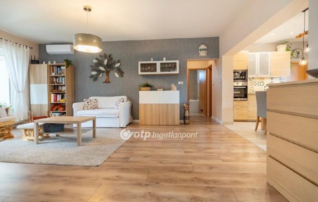 Eladó családi ház, Szihalmon 79.999 M Ft, 4 szobás