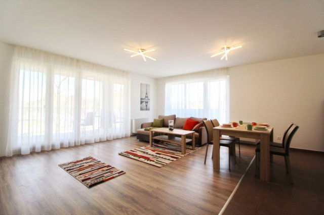 Kiadó téglalakás, albérlet, Debrecenben 388 E Ft / hó, 3 szobás