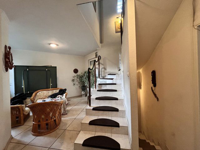 Kiadó ikerház, albérlet, Budapesten, XI. kerületben, 4 szobás