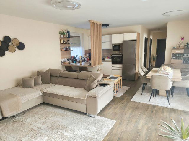 Eladó ikerház, Nyíregyházán 85.5 M Ft, 3 szobás