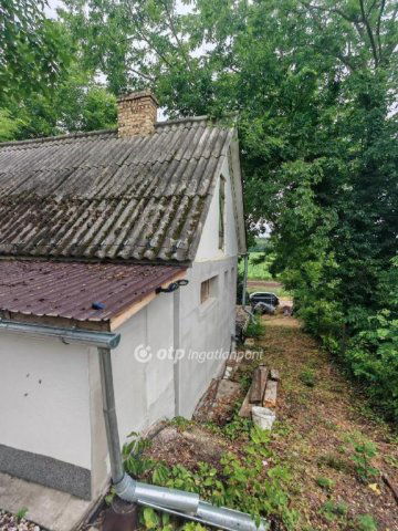 Eladó családi ház, Adonyban 19.9 M Ft, 1+1 szobás