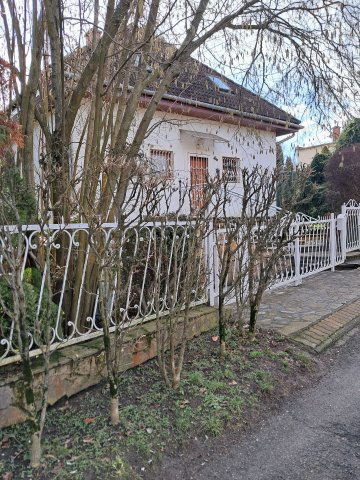 Eladó családi ház, Tahitótfalun, Semmelweis utcában 127.9 M Ft