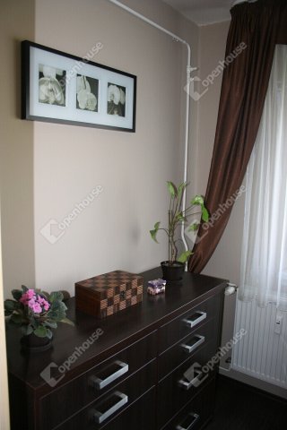 Kiadó panellakás, albérlet, Győrött 150 E Ft / hó, 1 szobás