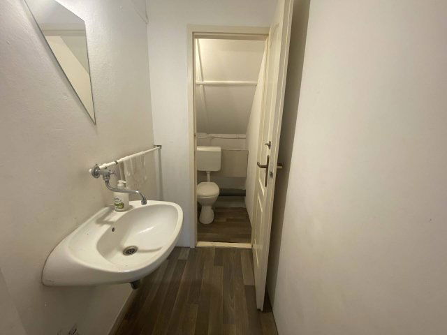 Eladó üzlethelyiség, Békéscsabán 45 M Ft, 1 szobás