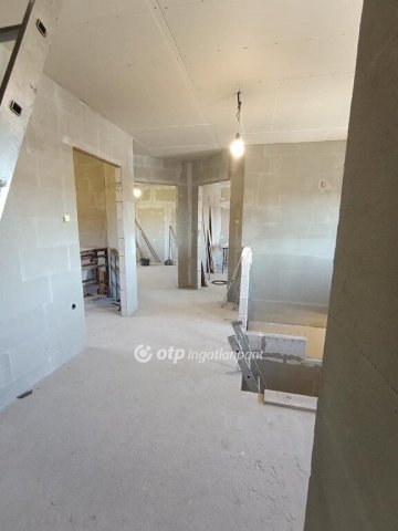 Eladó ikerház, Érden 160 M Ft, 6 szobás / költözzbe.hu