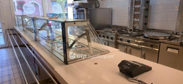 Kiadó üzlethelyiség, Hajdúböszörményen 700 E Ft / hó