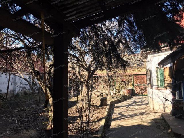 Eladó családi ház, Kecskeméten 49.9 M Ft, 6 szobás