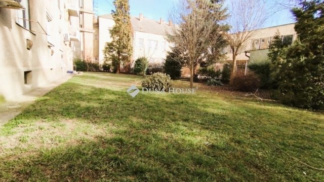 Eladó téglalakás, Szombathelyen 35.4 M Ft, 2 szobás