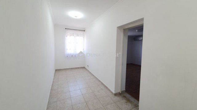 Eladó családi ház, Tápiószecsőn 56 M Ft, 3 szobás