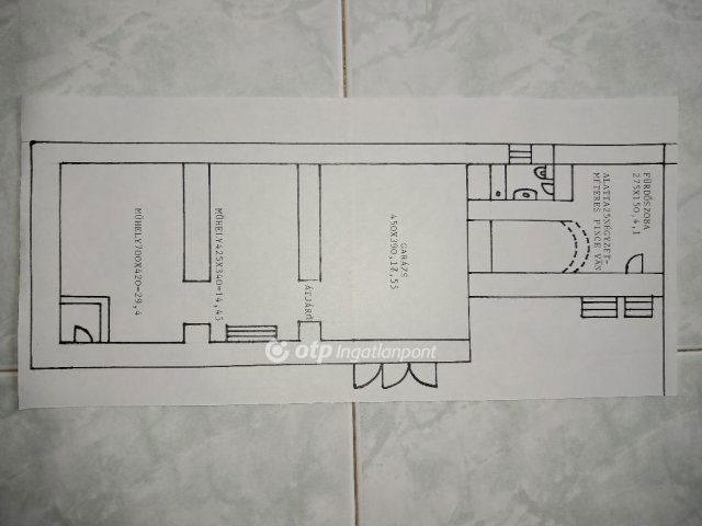 Eladó családi ház, Taron 30 M Ft, 2 szobás