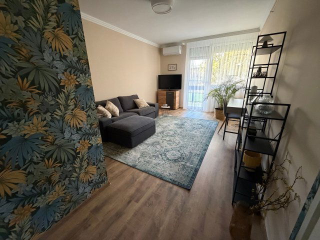 Kiadó téglalakás, albérlet, Szegeden, Bokor utcában, 2 szobás