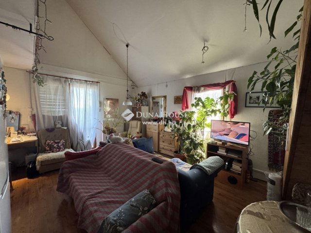 Eladó családi ház, Leányfaluban 89.9 M Ft, 2+3 szobás