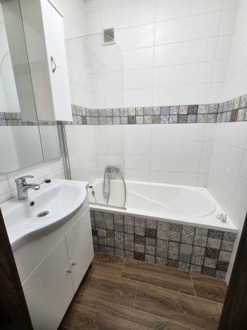 Eladó panellakás, Pécsett, Varsány utcában 45.5 M Ft, 2 szobás