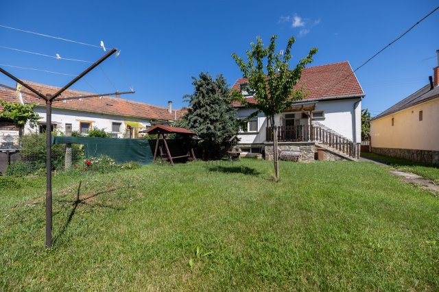 Eladó családi ház, Vépen 69.9 M Ft, 5 szobás