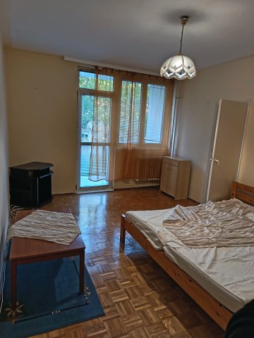 Eladó panellakás, Győrött 47.8 M Ft, 1+1 szobás