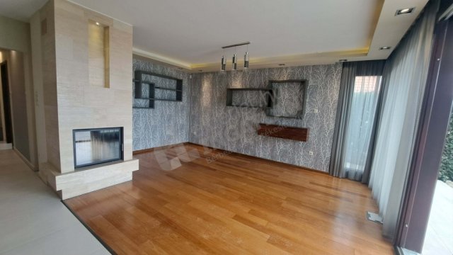 Kiadó téglalakás, albérlet, III. kerületben, Jablonka úton