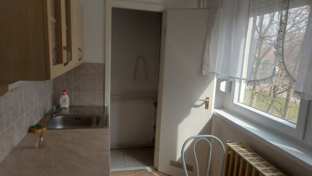 Kiadó téglalakás, albérlet, Békéscsabán 120 E Ft / hó