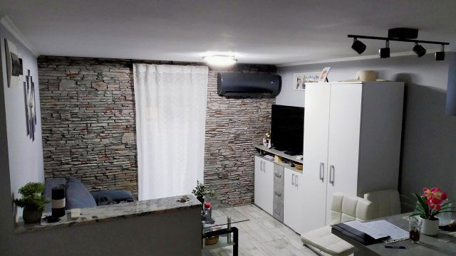 Eladó családi ház, Pilisen 19.9 M Ft, 2 szobás