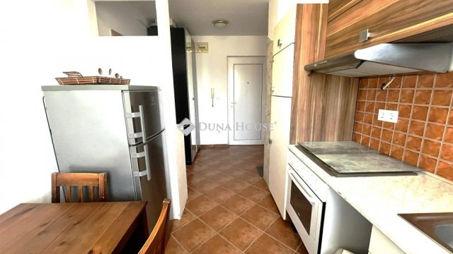 Eladó téglalakás, Kőszegen 41.9 M Ft, 2 szobás