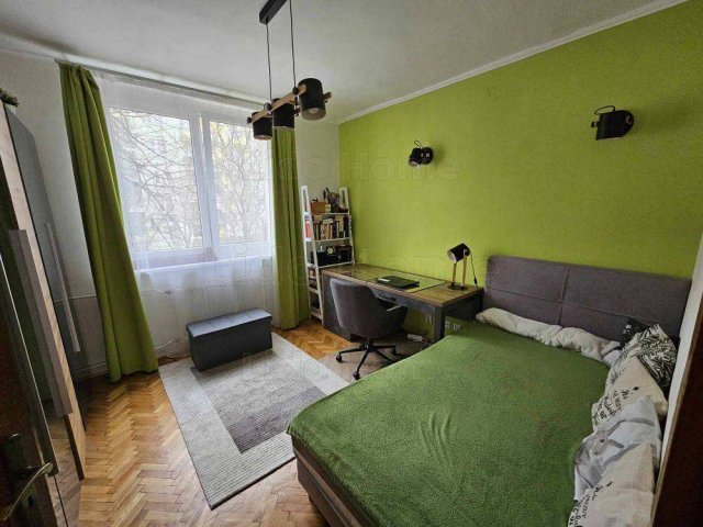 Eladó téglalakás, Székesfehérvárott 60 M Ft, 2 szobás