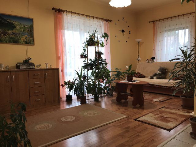 Eladó családi ház, Debrecenben 84.9 M Ft, 5 szobás