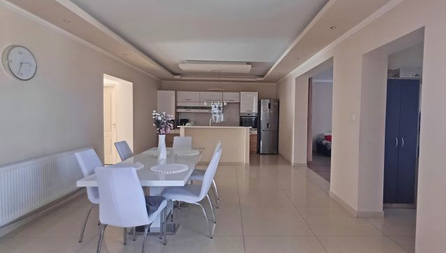 Eladó családi ház, Pusztaszabolcson 110 M Ft, 4 szobás