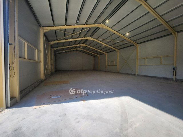 Eladó ipari ingatlan, Piliscsabán 175 M Ft / költözzbe.hu