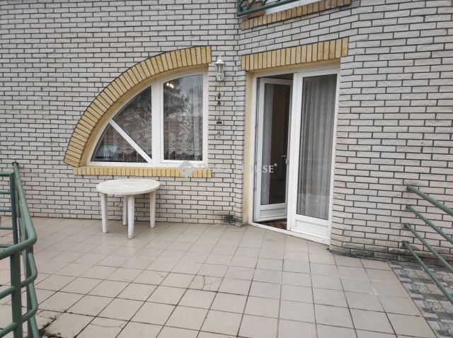 Kiadó téglalakás, albérlet, Pécsett, Fábián Béla utcában