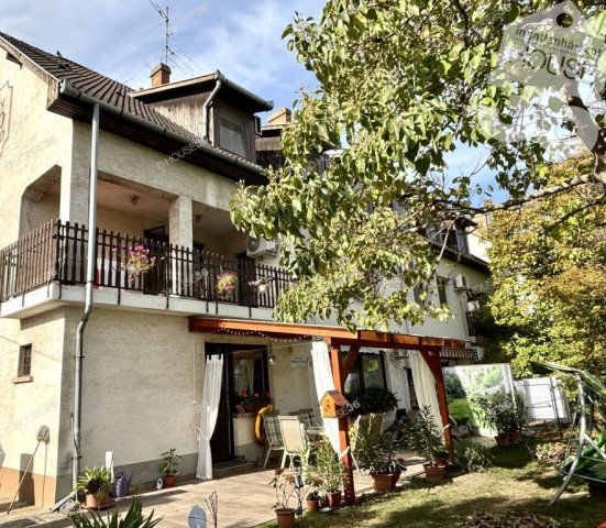 Eladó üzlethelyiség, Kiskunfélegyházán 249.9 M Ft