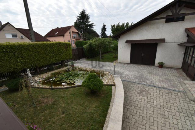 Eladó családi ház, Zalaegerszegen 139.99 M Ft, 7 szobás