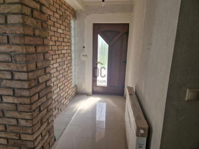 Eladó családi ház, Monoron 126 M Ft, 7 szobás