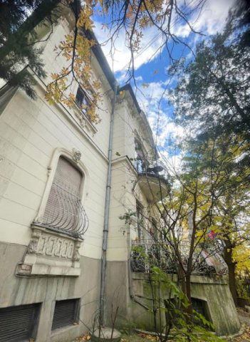 Eladó téglalakás, Budapesten, VI. kerületben 94 M Ft, 2 szobás