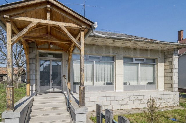 Eladó üzlethelyiség, Felsőnyárádon 9.2 M Ft, 3 szobás