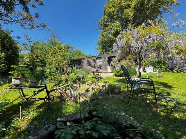 Eladó családi ház, Olaszfán 21.99 M Ft, 2 szobás