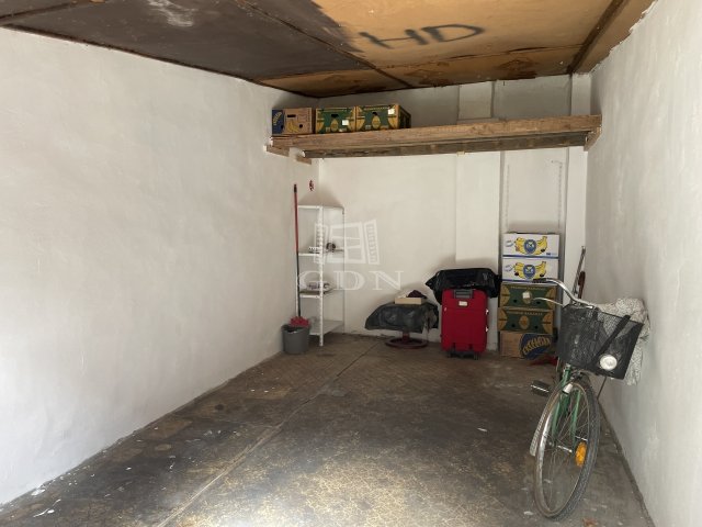 Eladó garázs, Szegeden 12.5 M Ft / költözzbe.hu