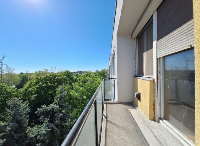 Eladó téglalakás, Budapesten, XVIII. kerületben 64.9 M Ft