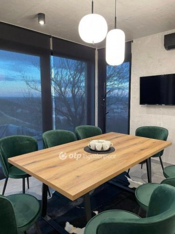 Eladó nyaraló, Szekszárdon 38 M Ft, 1 szobás