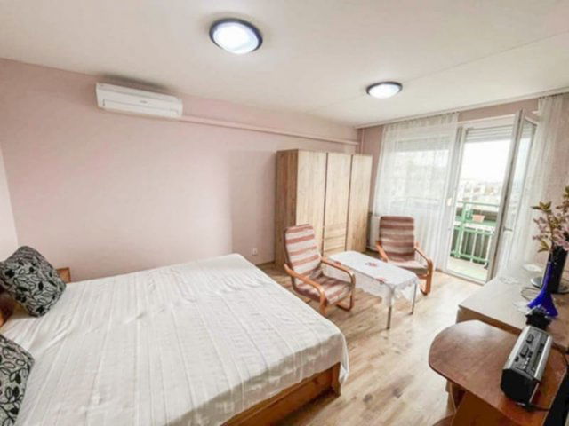 Kiadó panellakás, albérlet, Debrecenben 170 E Ft / hó, 2 szobás