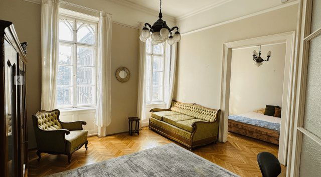 Kiadó téglalakás, albérlet, V. kerületben, Múzeum körúton