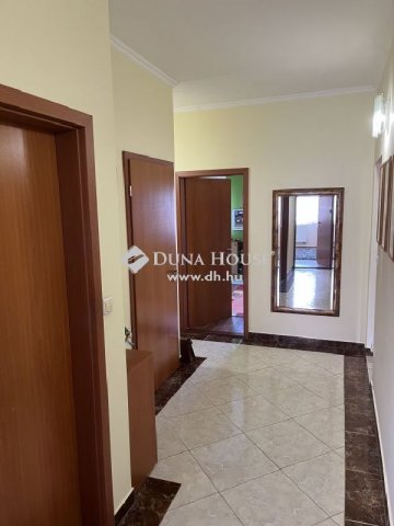 Eladó családi ház, Úrhidán 125 M Ft, 3 szobás