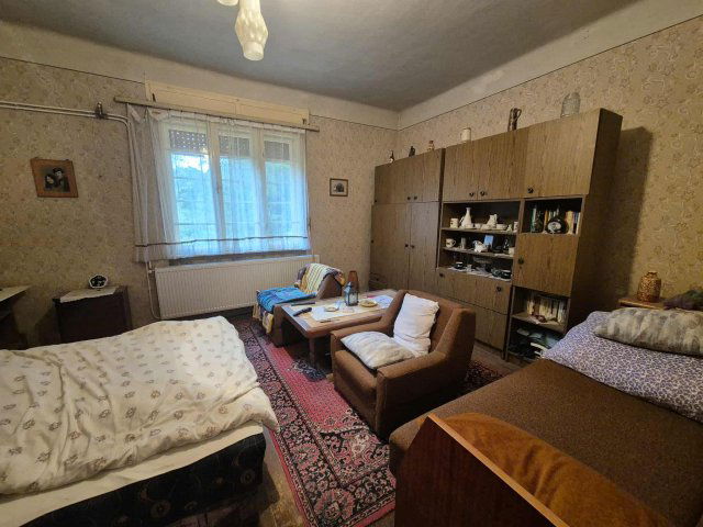 Eladó családi ház, Mozsgón 21 M Ft, 2 szobás