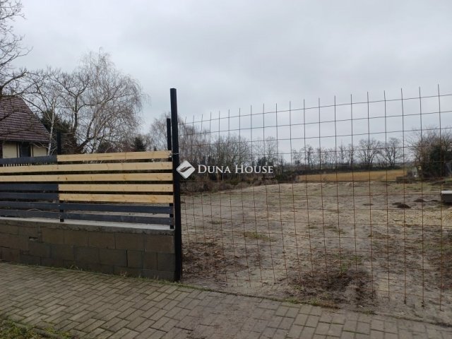 Eladó ikerház, Áporkán 89 M Ft, 5 szobás / költözzbe.hu