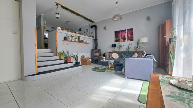 Eladó sorház, Gyulán 68.8 M Ft, 3+1 szobás