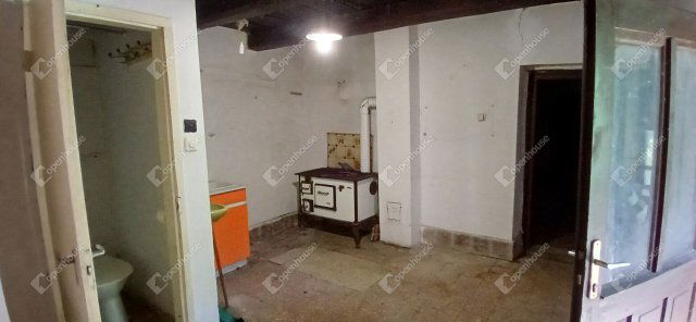 Eladó családi ház, Zalatárnokon 5 M Ft, 2 szobás