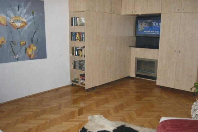 Kiadó téglalakás, albérlet, XIII. kerületben, Hollán Ernő utcában